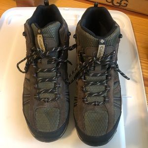 Men’s COLUMBIA Like New Brown Green Size 12 Shoes